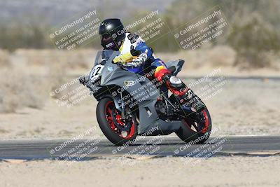 media/Nov-01-2025-CVMA (Sat) [[fc0f7531b8]]/Race 7-Formula Twins-Formula 40 UL/